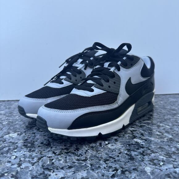 Nike Air Max 90 Essential Wolf Grey Black Shoes Men’s Size 8 (537384-053) main image 4